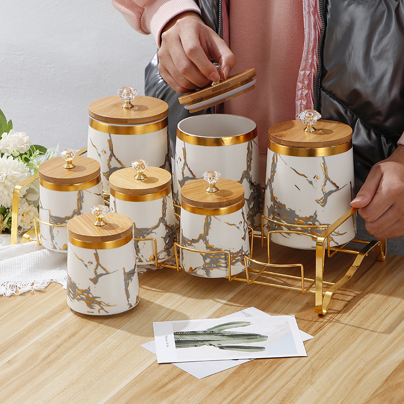Kitchen Supplies Golden Marble - Kitchen Bank recension och pris